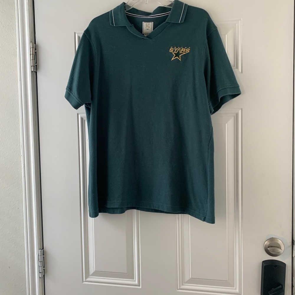 Dallas Stars Hockey!!!!   Ladies Shortsleeve shirt!    Perfect for the playoffs!
